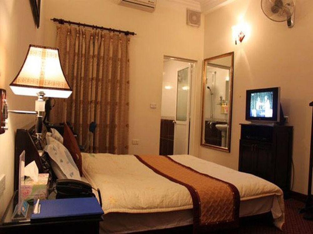 A25 Hotel - 38 Hang Thiec Hanoi Exteriör bild