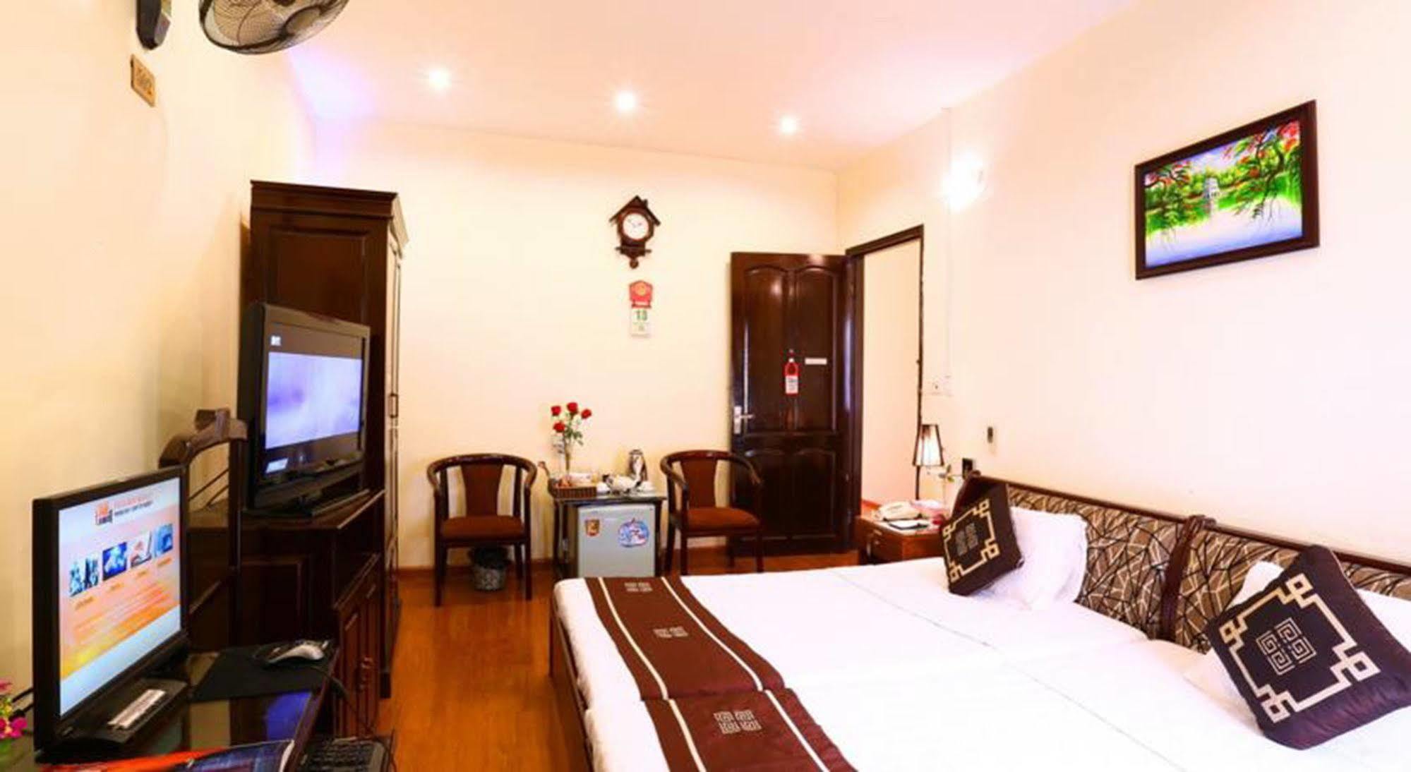A25 Hotel - 38 Hang Thiec Hanoi Exteriör bild